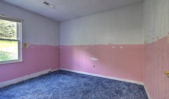 221 Mountain Edge Dr, Beaver, WV 25813