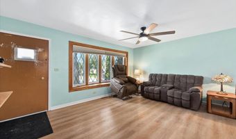 539 W Rose Ave, Addison, IL 60101
