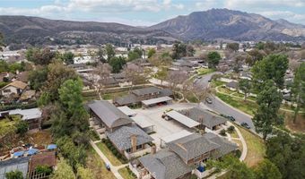 28512 Conejo View Dr, Agoura Hills, CA 91301