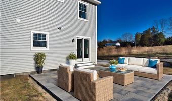 24 Seaspray Way, Little Compton, RI 02837