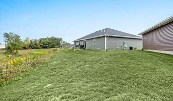 233 Falcon Ave, Bellefontaine, OH 43311