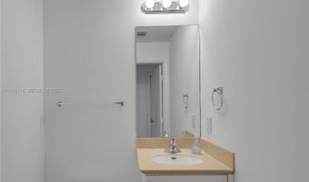 3340 NE 190th St 503, Aventura, FL 33180