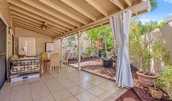 90 Auhana Rd 201, Kihei, HI 96753