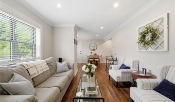 123 Park Ave B3, Amityville, NY 11701