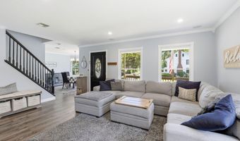 482 Clifton Ave, Bayville, NJ 08721
