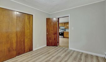 4 June Pl, Aberdeen, NJ 07747