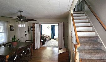 28 Tulip St, Bristol, CT 06010