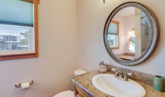 11088 Tahiti St, Bay St. Louis, MS 39520