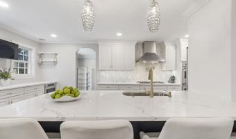 97 Huntington Rd, Atlanta, GA 30307