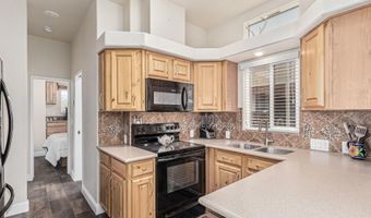 76 JACKNIFE Dr, Apache Junction, AZ 85119