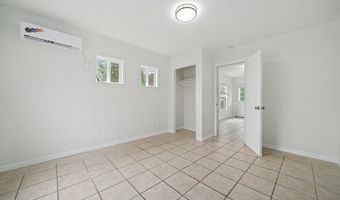 215 S 11TH St, Aransas Pass, TX 78336