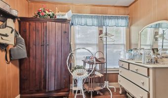 23100 W Villa Rica Rd, Antioch, IL 60002