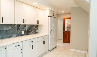 168 Oldfield Ave, Amityville, NY 11701