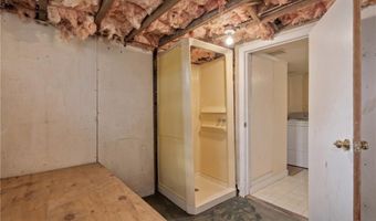 11 Namcook Rd, Narragansett, RI 02882