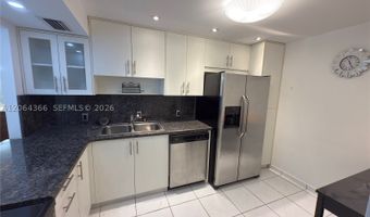 3675 N Country Club Dr 109, Aventura, FL 33180