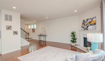 2888 Dillon Dr, Ann Arbor, MI 48105