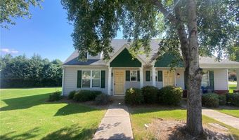106 Bridgewater Cir, Athens, GA 30601