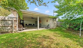 759 Fountain View Dr, Baton Rouge, LA 70820