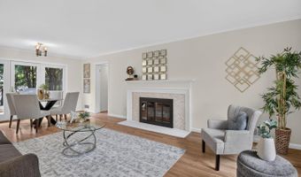 6008 BENALDER Dr, Bethesda, MD 20816