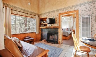 43630 Rainbow Ln, Angelus Oaks, CA 92305