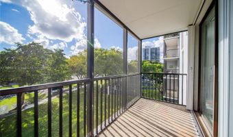 3401 N Country Club Dr 308, Aventura, FL 33180