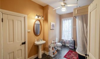 605 Atchison St, Atchison, KS 66002