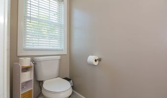 35 Cross St, Allenstown, NH 03275
