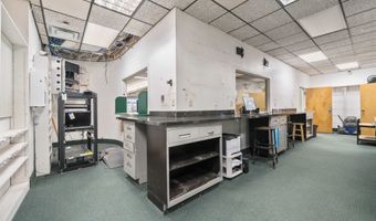 861-863 BROADWAY, Bayonne, NJ 07002