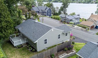 75 N Lake Shore Dr, Brookfield, CT 06804