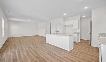 544 Ashley Heights Dr, Aberdeen, NC 28315