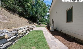 2181 Broadstone Rd, Banner Elk, NC 28604