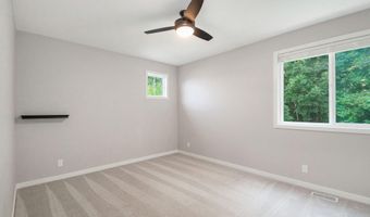 10874 Easthill Dr, Allendale, MI 49401
