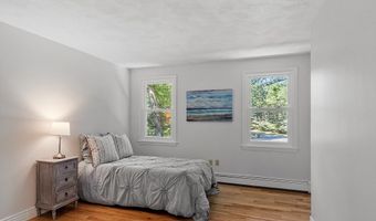 6 Candida Ln, Acton, MA 01720