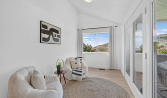 1979 S CAVE HOLLOW Way, Bountiful, UT 84010