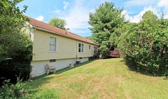 11 Linwood Ave, Andover, NJ 07801