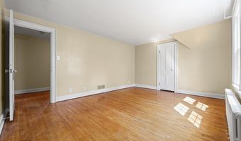 1134 Glamorgan St, Alliance, OH 44601