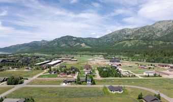 216 COLUMBINE St, Alpine, WY 83128