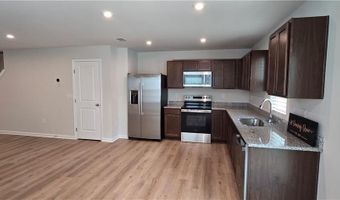 24 Downing Dr, Adairsville, GA 30103