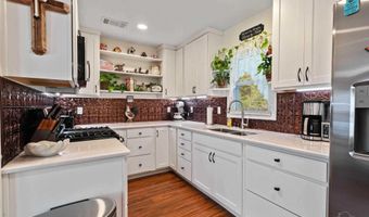 507 E Pine St, Atmore, AL 36502