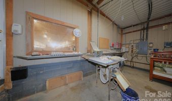 2121 Whitetail Rd, Blackville, SC 29817