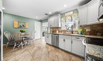 153 S Bayview Ave, Amityville, NY 11701