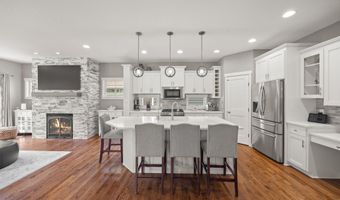 15858 Drawstone Trl, Apple Valley, MN 55124
