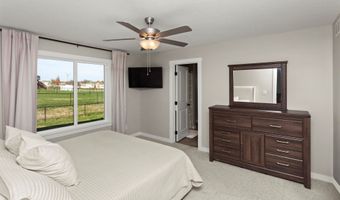 2805 20th St SW, Altoona, IA 50009