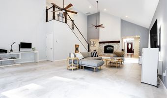 106 Hillside Ave, Absecon, NJ 08201