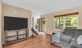 70 Sloop Creek Rd, Bayville, NJ 08721