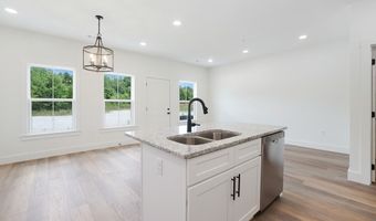 338 Legends Cir, Baxter, TN 38544