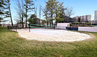 307 YOAKUM Pkwy 406, Alexandria, VA 22304