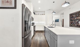 5015 Meridian Ln 2101, Addison, TX 75001