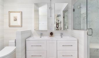 24 Brown And Howard Wharf 301, Newport, RI 02840