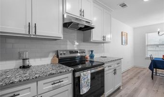 1114 Hunter Dr, Barling, AR 72923